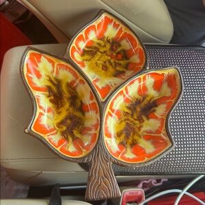 Vintage 1962 Treasure Craft 3 Leaf Section Serving Dish